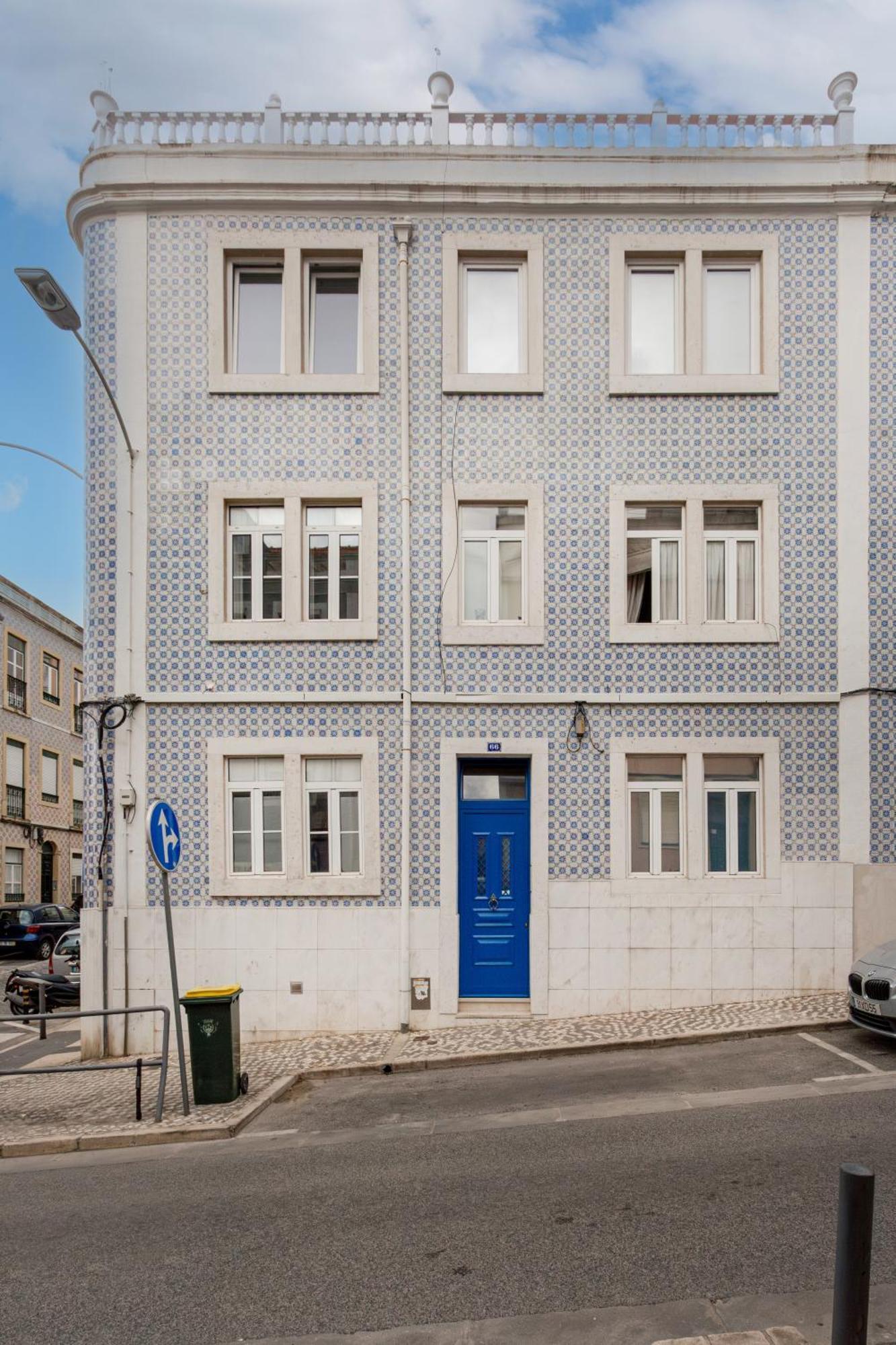 Apartment Campolide Urban Living *